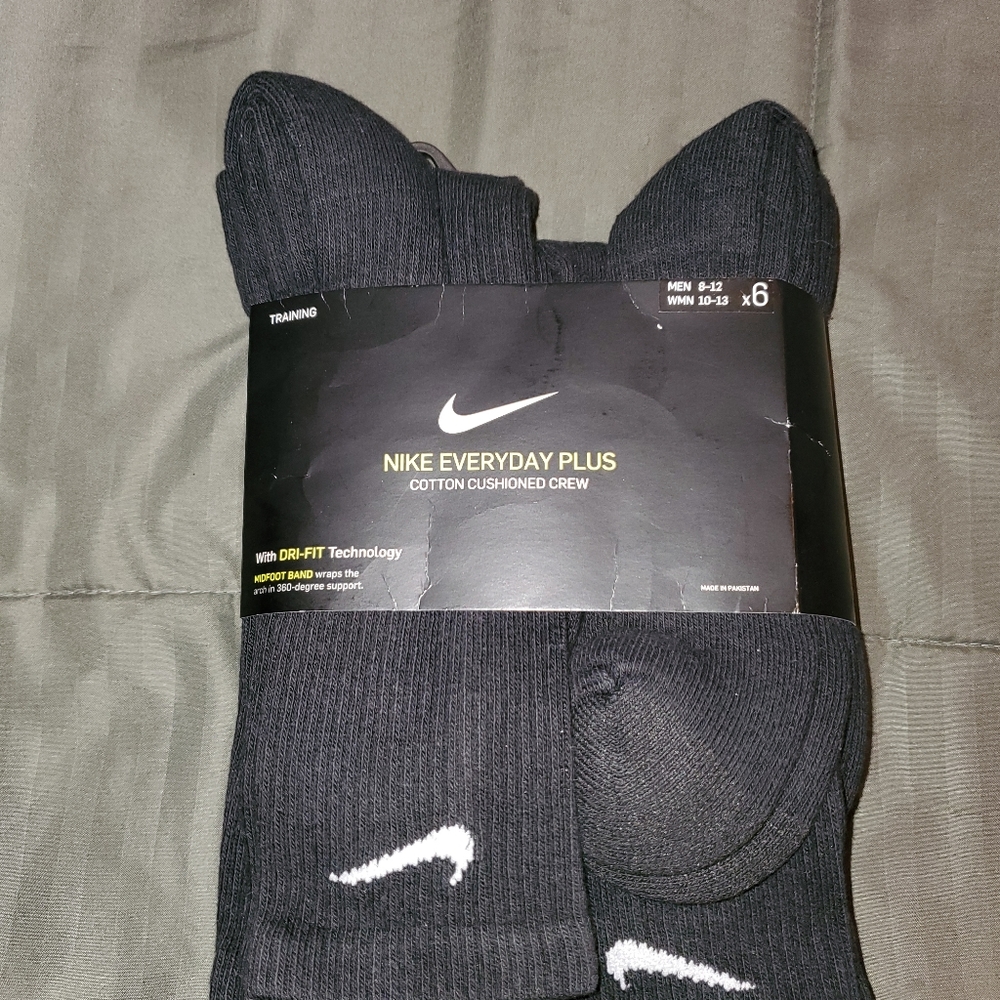 NIKE DRI FIT MENS BLACK CREW SOCKS SIZE LARGE